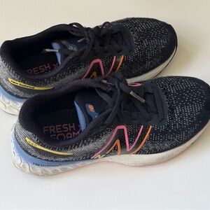 Kids New Balance foam fresh 880V12